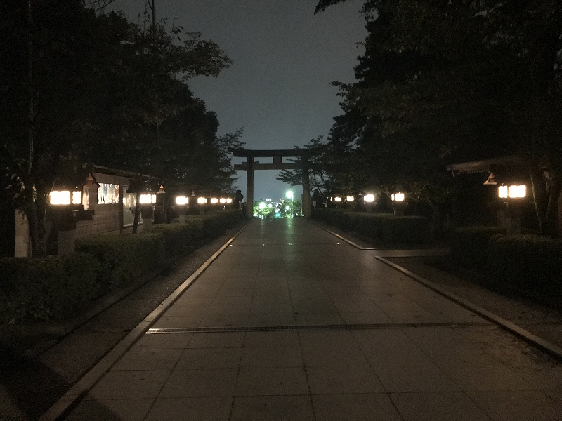 Takeda shrne in midnight